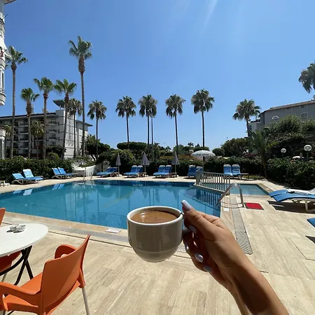 克列奥帕特拉米拉酒店 3*