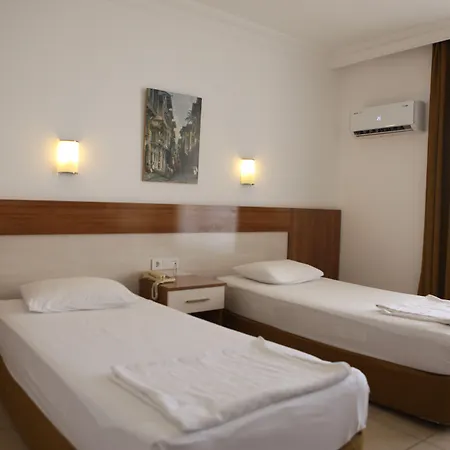 克列奥帕特拉米拉酒店 3*